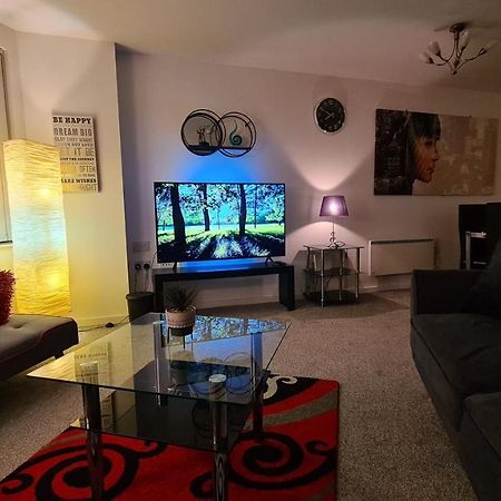 Luxury 2 Bed Apt With Free Wi-Fi & Parking Manchester Kültér fotó